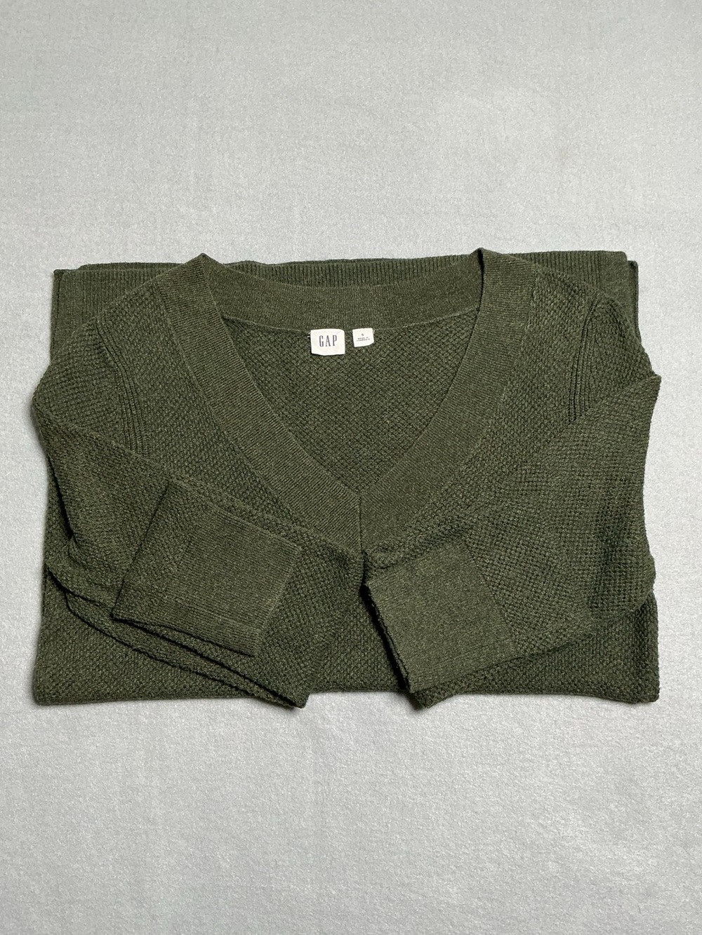 GAP Olive Green V-Neck Textured Knit Pullover Sweater Women’s Small